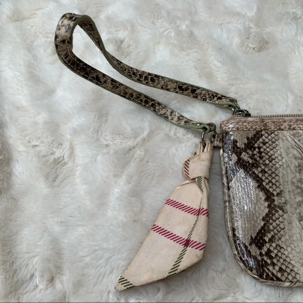 Liz Claiborne | Snake Print ZIP Wallet Coin Purse